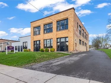 250 Gorham St , Canandaigua, NY 14424