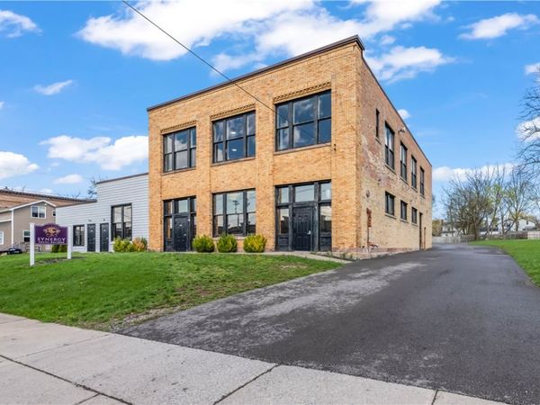 250 Gorham St , Canandaigua, NY 14424