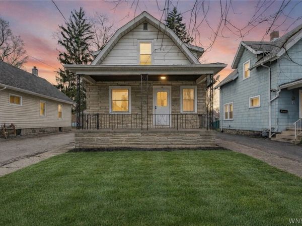 216 74th Street , Niagara Falls, NY 14304