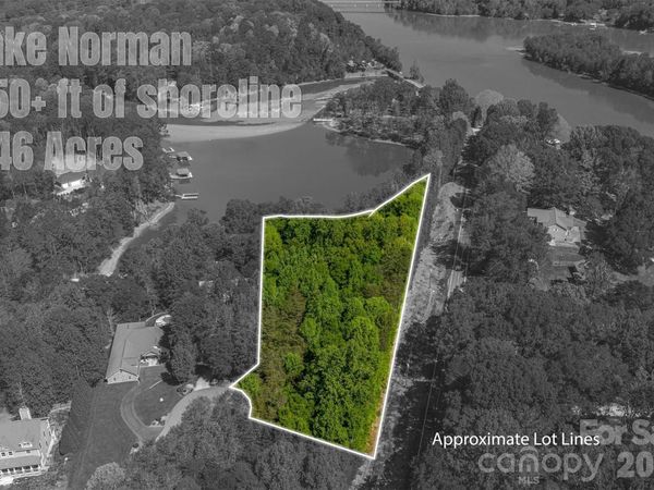 1725 Bay Head Court , Catawba, NC 28609