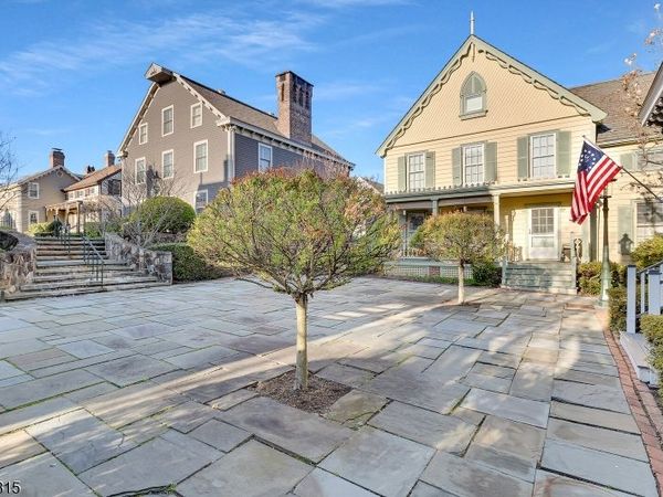 1 Murray Hill Sq, New Providence, NJ 07974