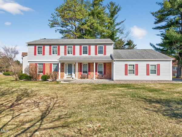 655 Salvia Lane, Schenectady, NY 12303