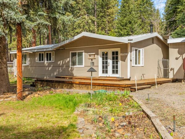29909 Pelican Butte Road, Klamath Falls, OR 97601