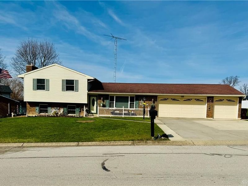 1254 Howard Drive, Greenville, OH 45331 Photo 2