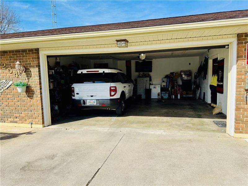 1254 Howard Drive, Greenville, OH 45331 Photo 4