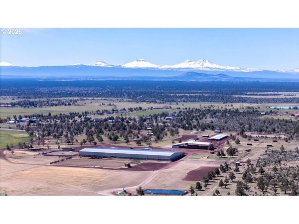 11997 SW CORNETT LOOP, Powell Butte, OR 97753