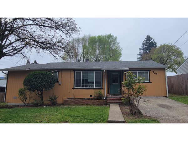 724 NE LAURANCE ST, Myrtle Creek, OR 97457