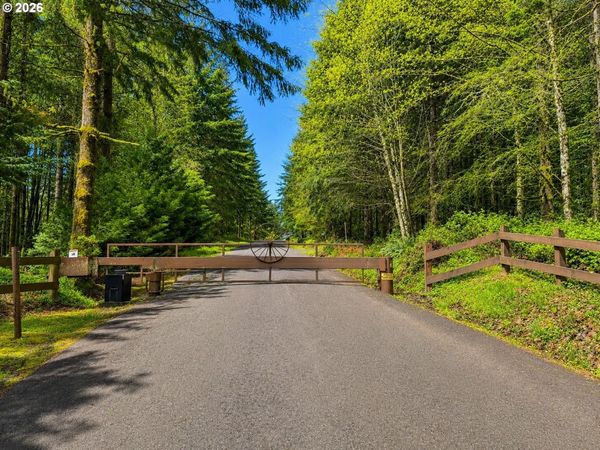 62710 Wagon Wheel DR, St. Helens, OR 97051