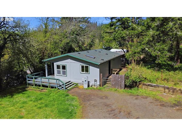 1529 NE WAGON RD, Toledo, OR 97391