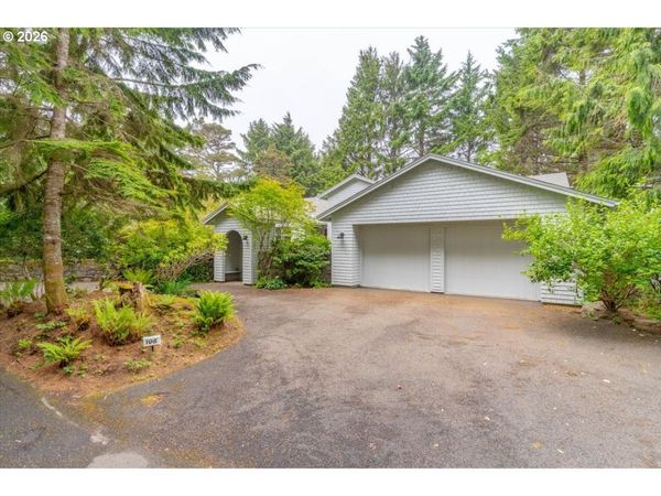 108 RIDGE CREST RD, Gleneden Beach, OR 97388
