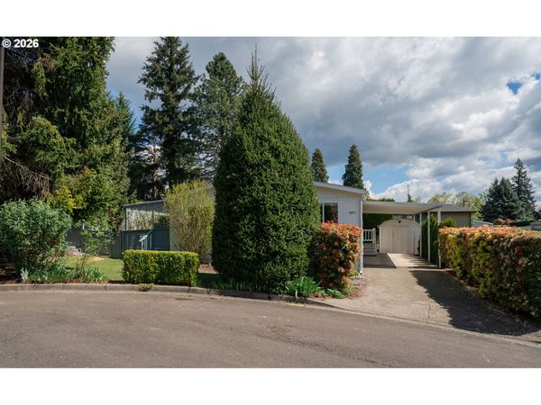 8851 SE SHADOW BROOK CT, Unit SP #85, Clackamas, OR 97015