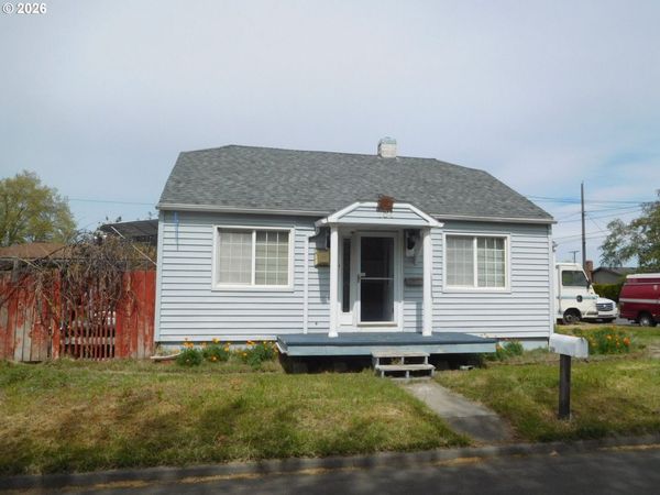 104 SW 6TH AVE, Milton-Freewater, OR 97862