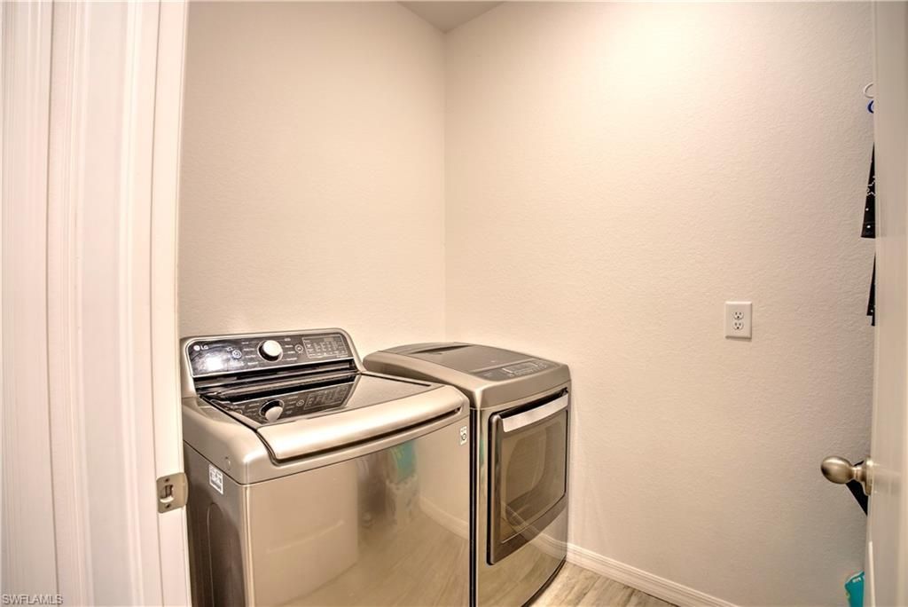 2118 SW 25th Ter, Cape Coral, FL 33914 Photo