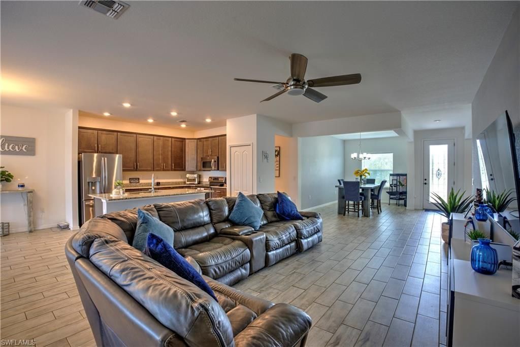 2118 SW 25th Ter, Cape Coral, FL 33914 Photo