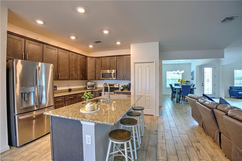 2118 SW 25th Ter, Cape Coral, FL 33914 Photo
