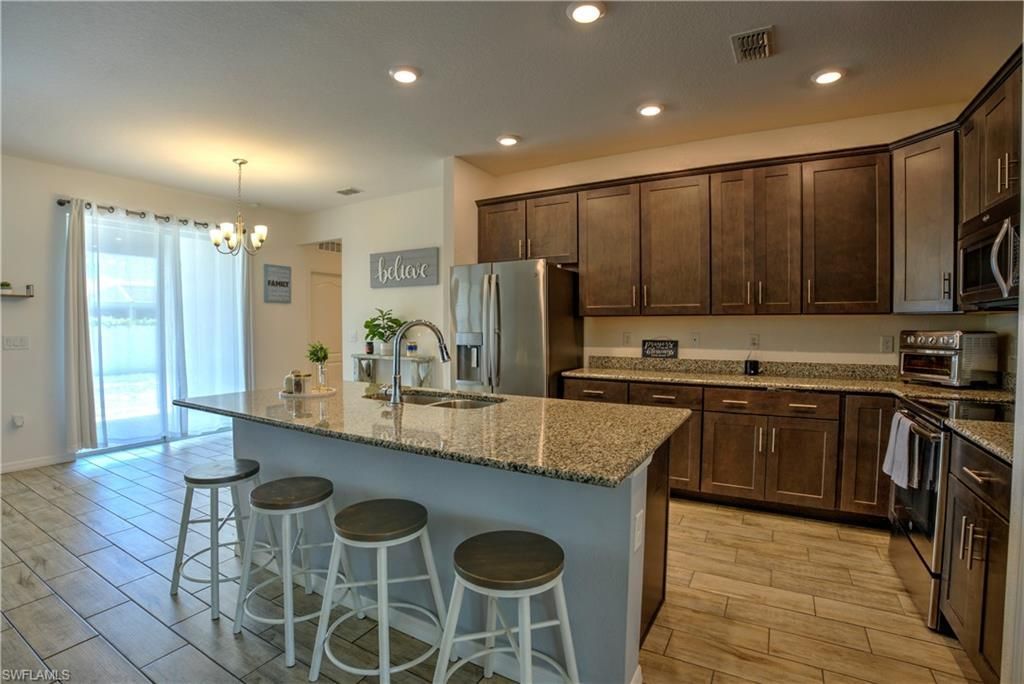 2118 SW 25th Ter, Cape Coral, FL 33914 Photo
