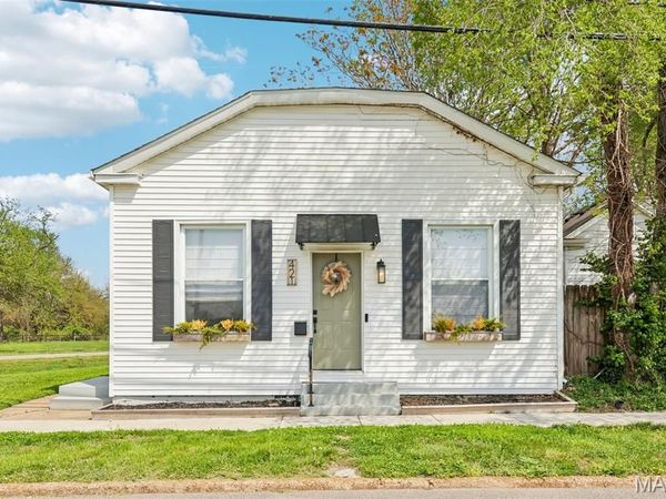 421 Wolf Street , Edwardsville, IL 62025