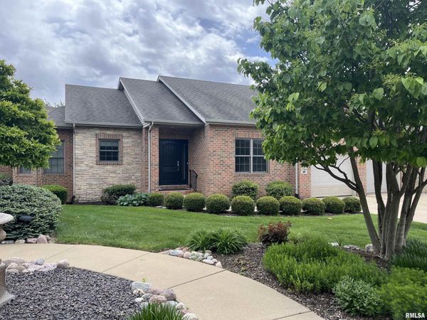 2304 Silver Stone Court, Springfield, IL 62704