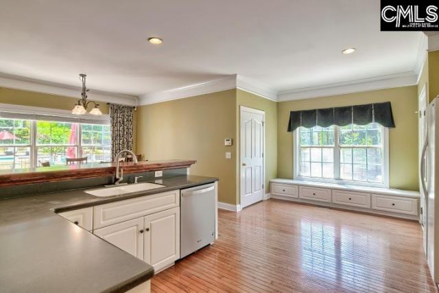 10 Chalfont Court  Photo 24