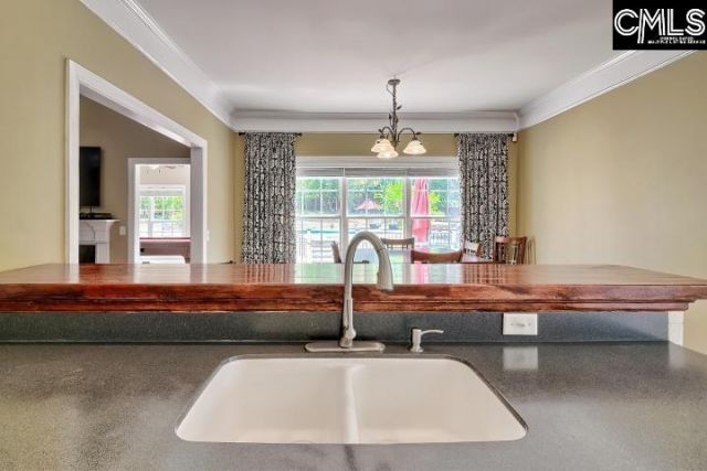 10 Chalfont Court  Photo 27