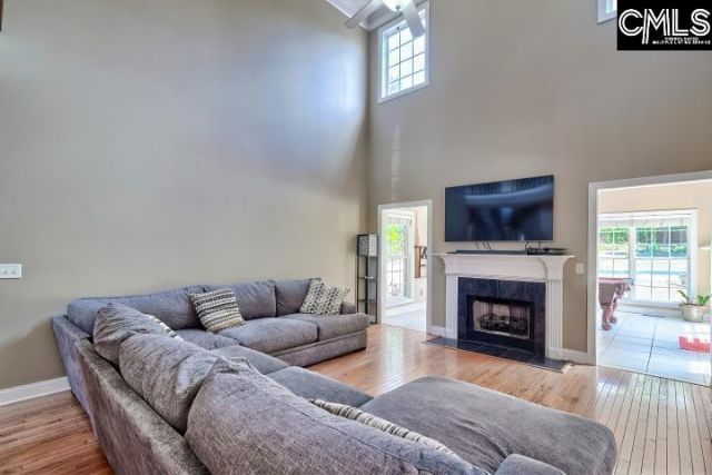 10 Chalfont Court  Photo 32