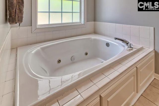 10 Chalfont Court  Photo 42