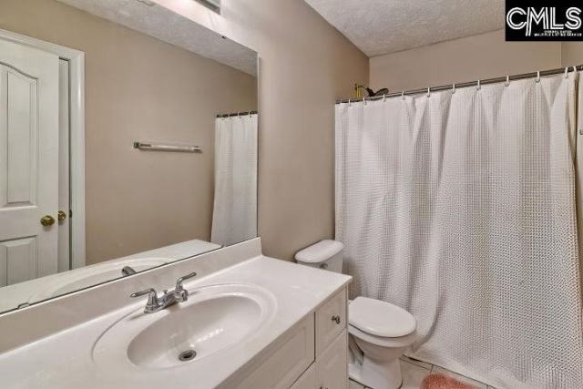 10 Chalfont Court  Photo 49