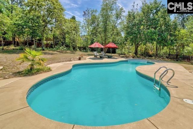 10 Chalfont Court  Photo 8