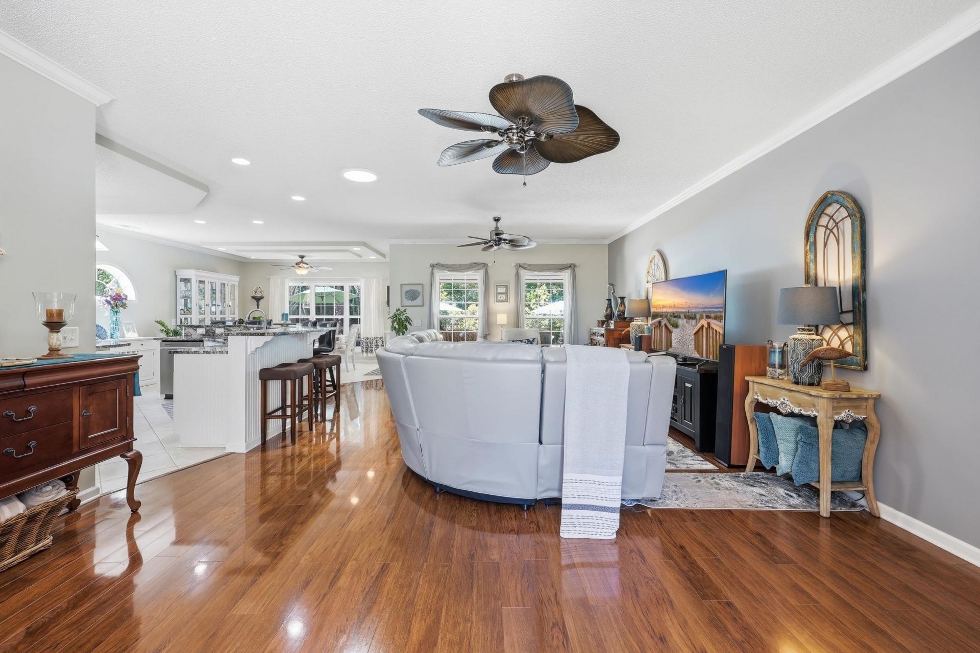 413 Westham Dr. Photo 10