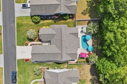 413 Westham Dr. photo 4