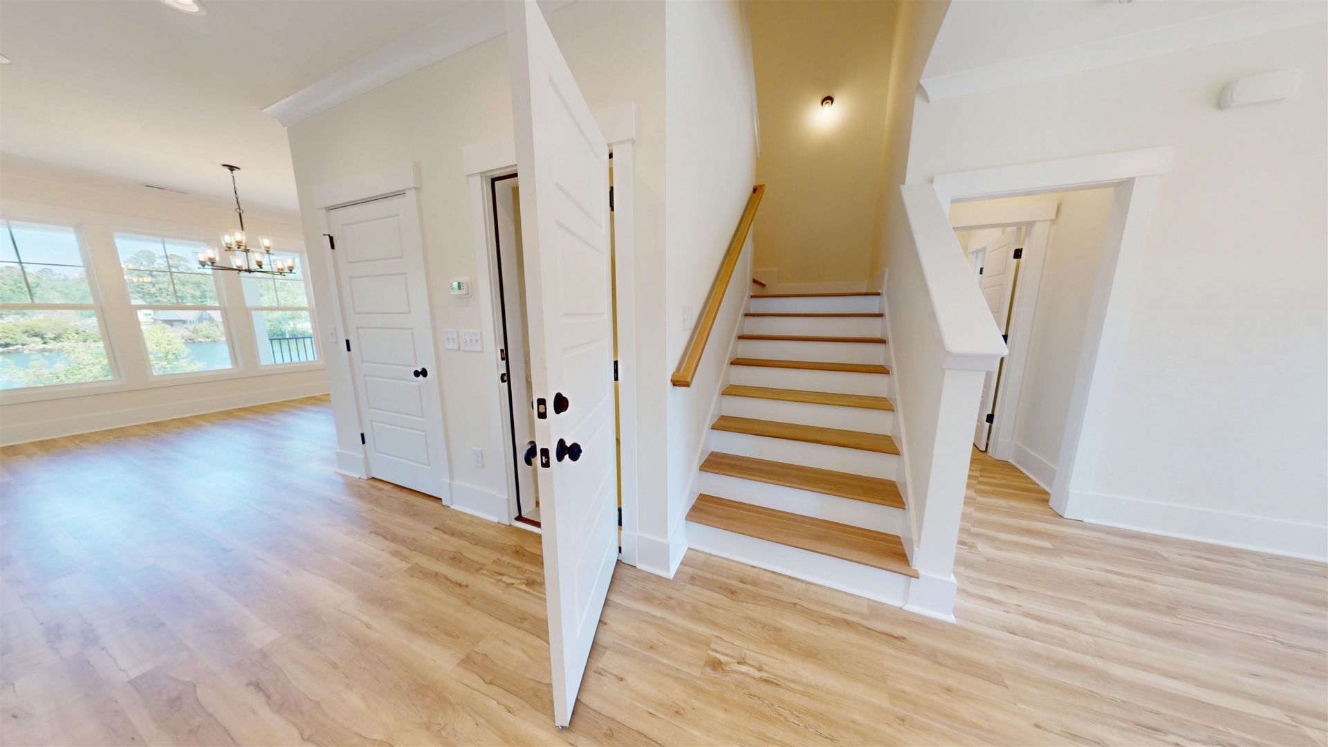 693 W Oak Circle  Photo 18