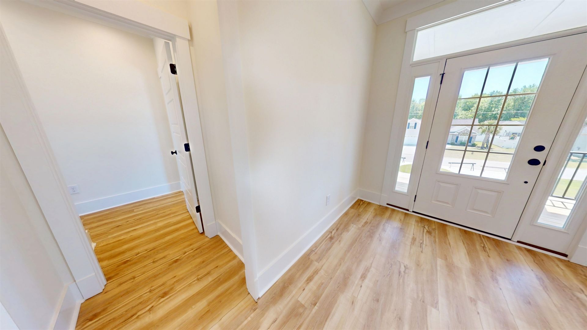 693 W Oak Circle  Photo 19