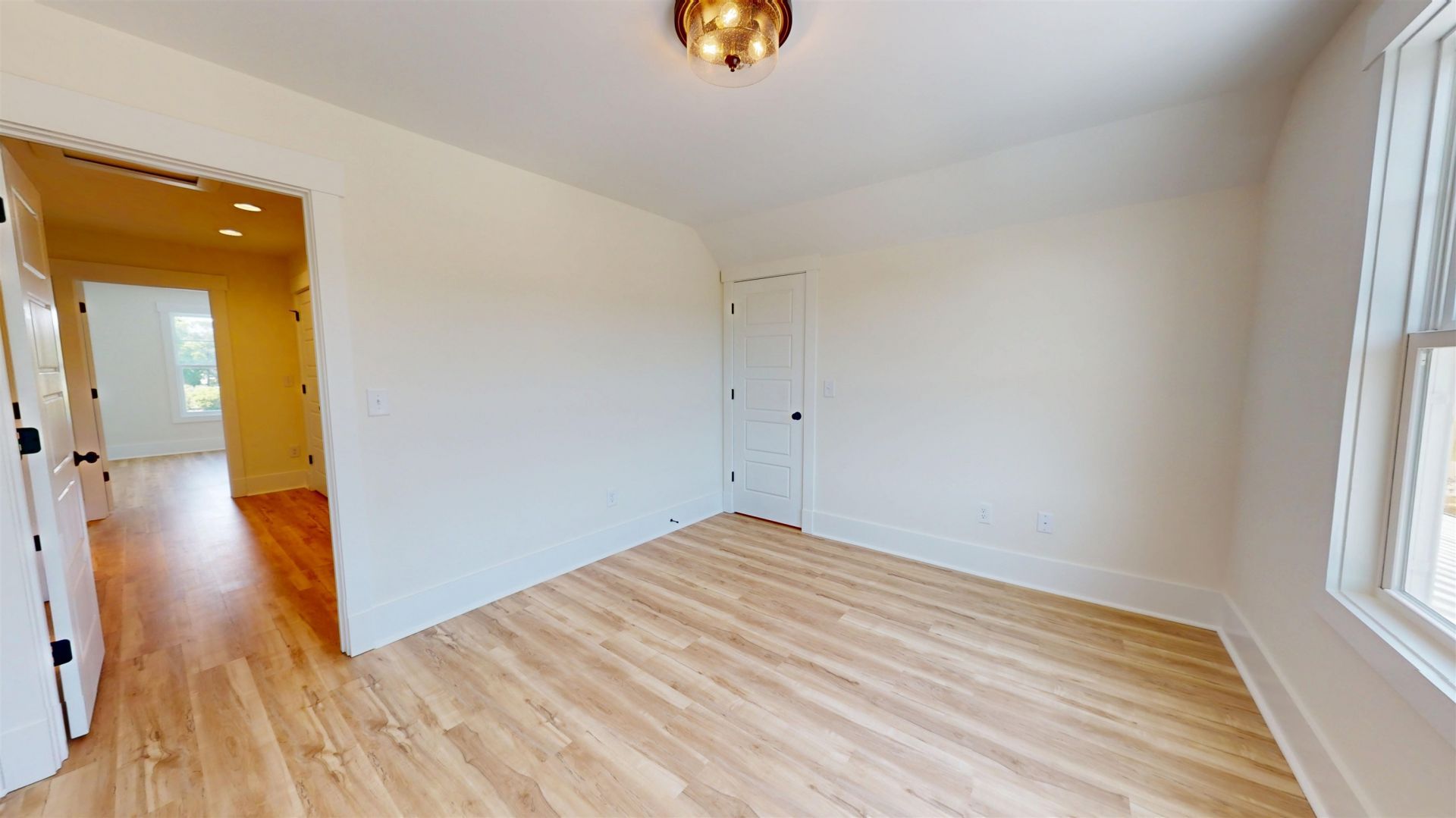 693 W Oak Circle  Photo 37