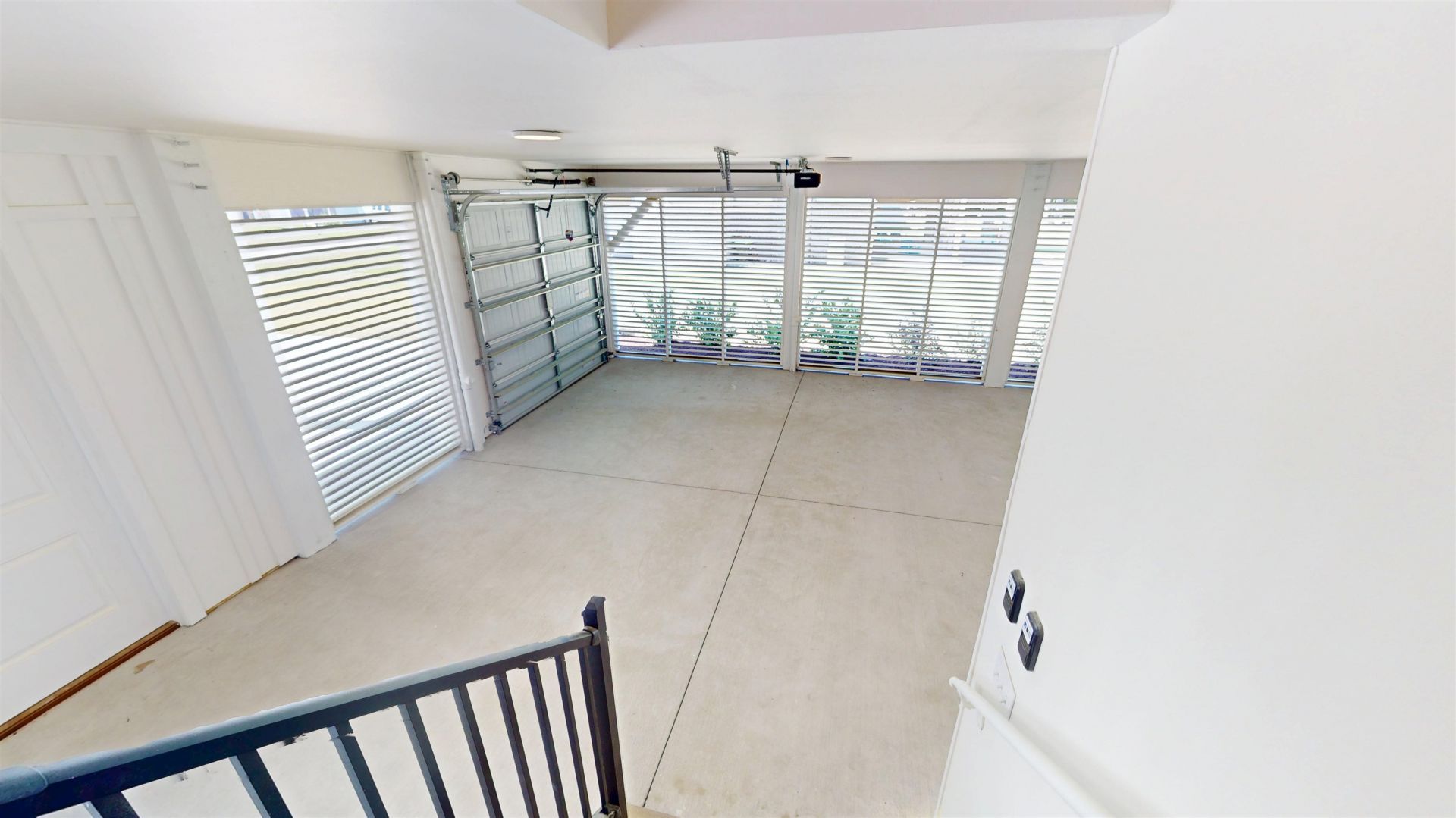 693 W Oak Circle  Photo 46