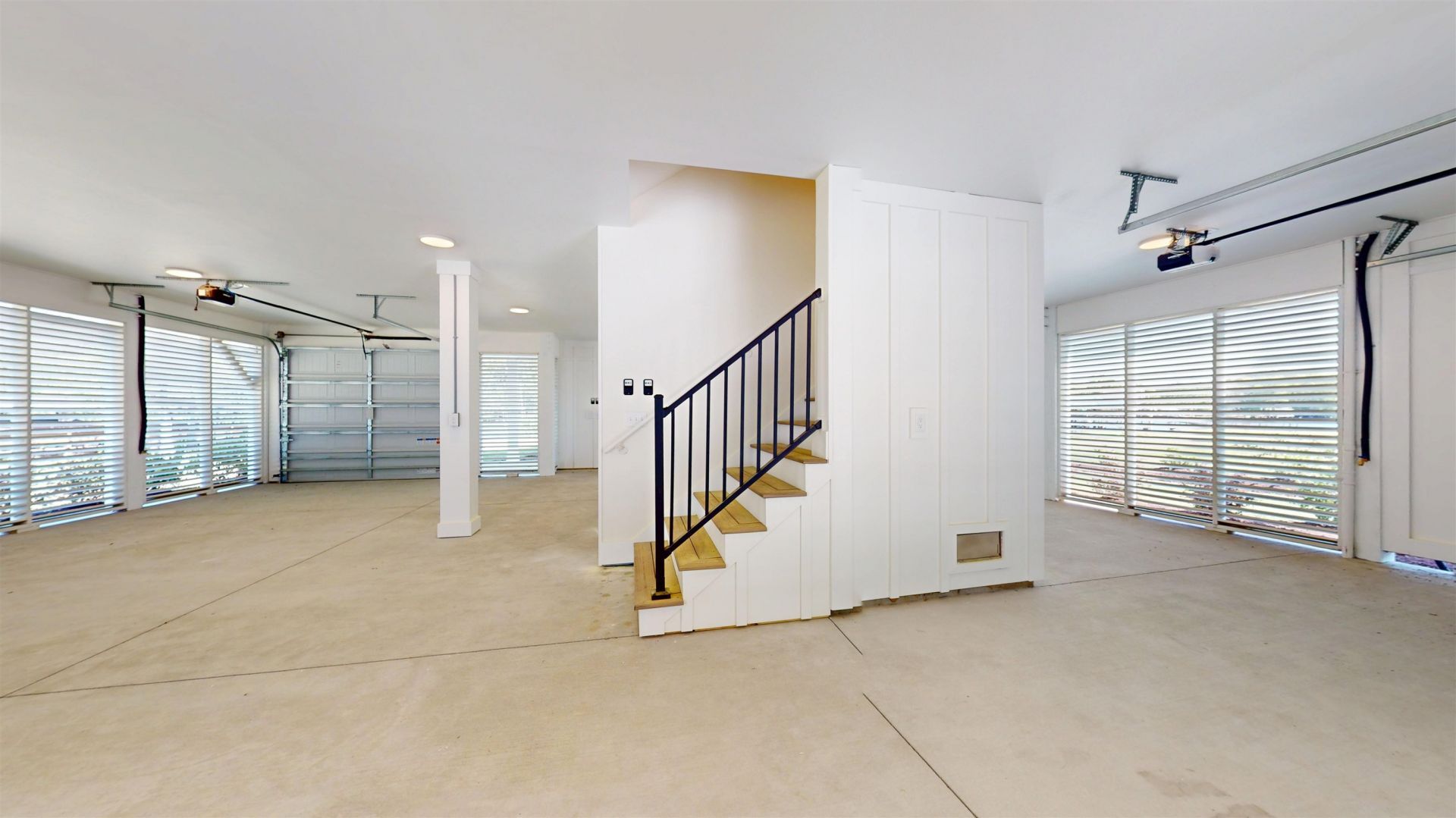 693 W Oak Circle  Photo 47