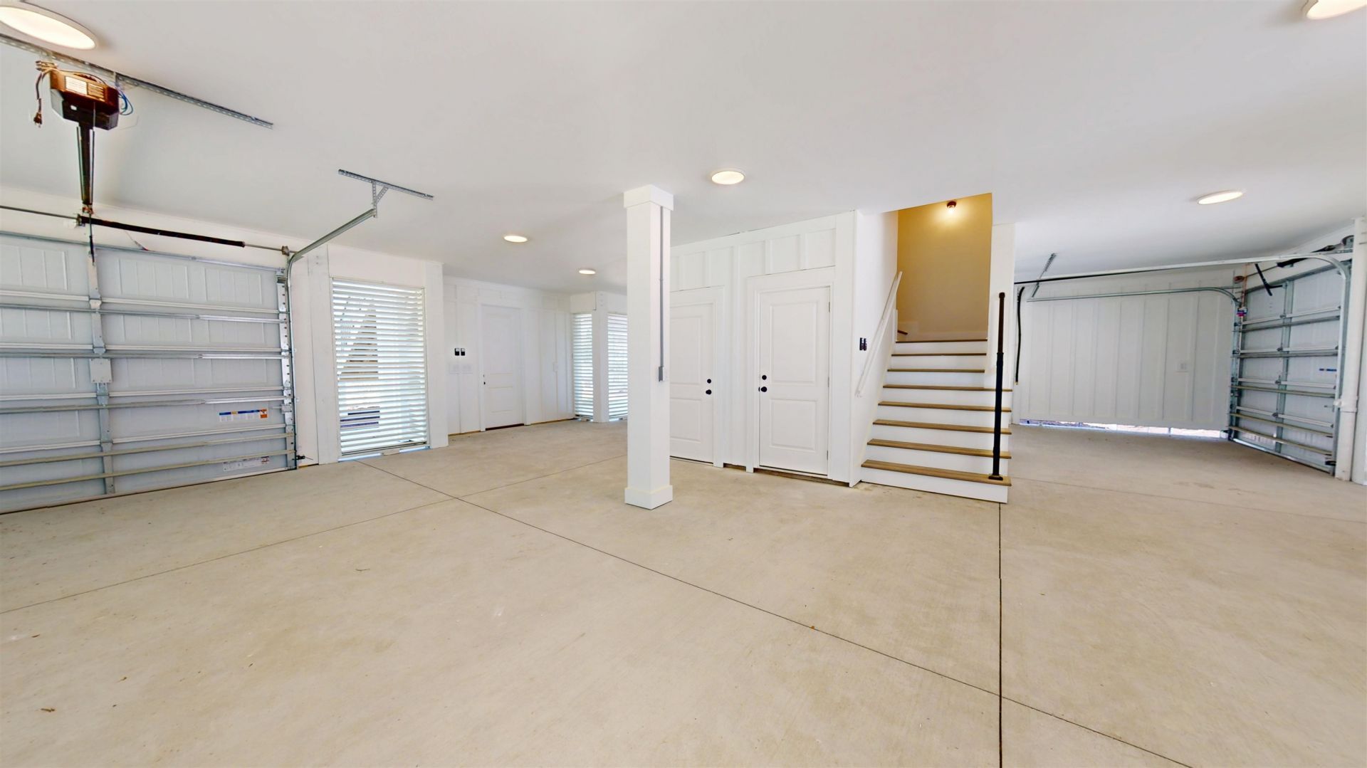 693 W Oak Circle  Photo 7