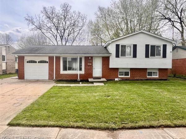 8650 Cedar Court, Superior Twp, MI 48198