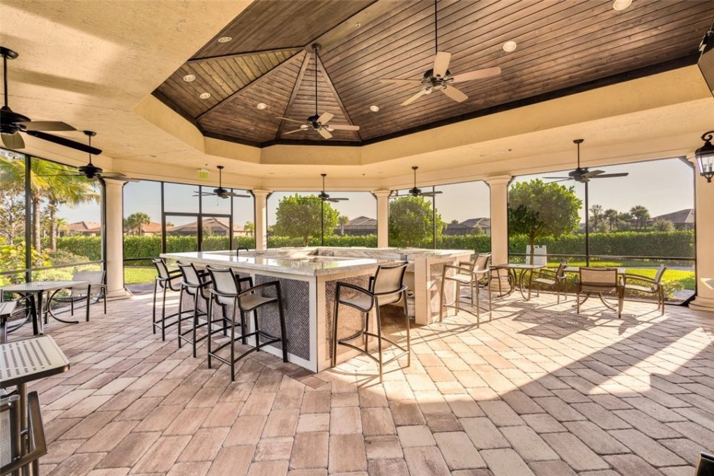 4326 Beauty Leaf Circle, Vero Beach, FL 32967 Photo