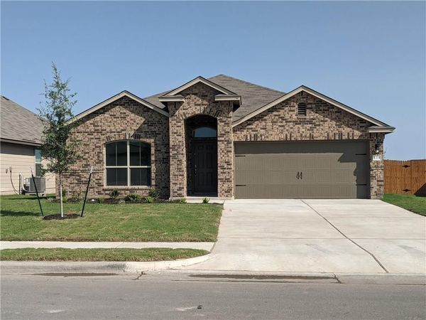 119 Kyra LN, Taylor, TX 76574