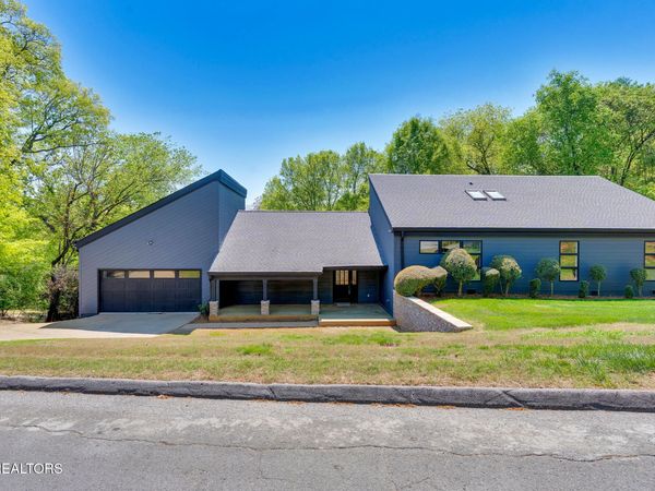 5848 N Park Rd, Hixson, TN 37343