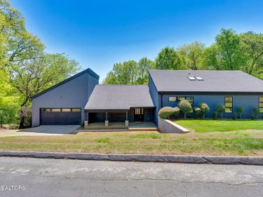 5848 N Park Rd, Hixson, TN 37343