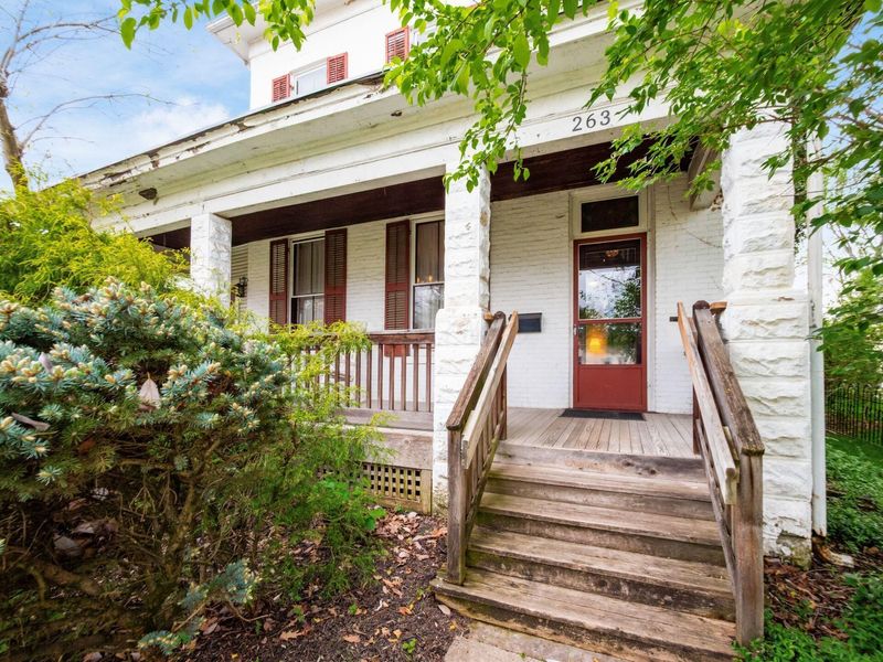 263 N Washington Street , Delaware, OH 43015 Photo 3