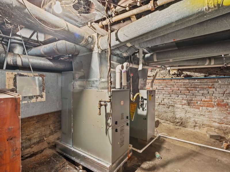 263 N Washington Street , Delaware, OH 43015 Photo 36