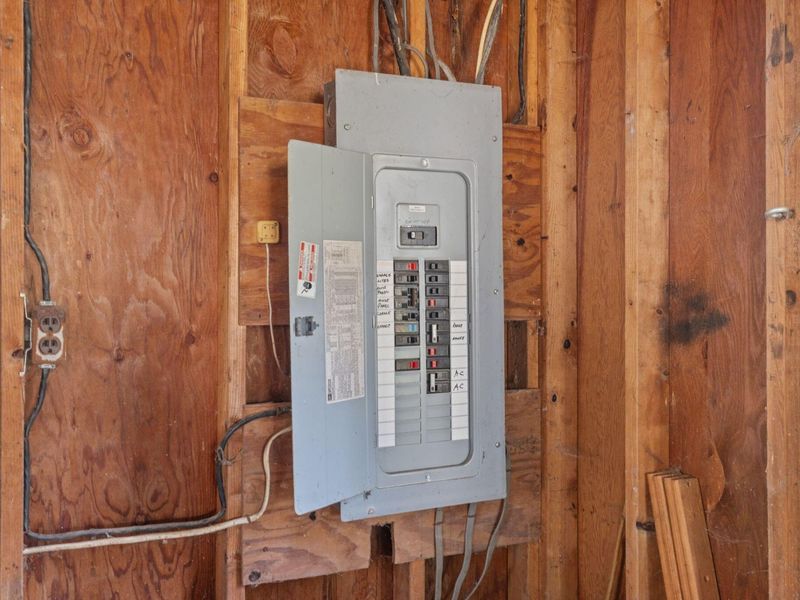 263 N Washington Street , Delaware, OH 43015 Photo 38