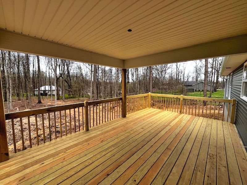 532 Floral Valley W, Howard, OH 43028 Photo 6