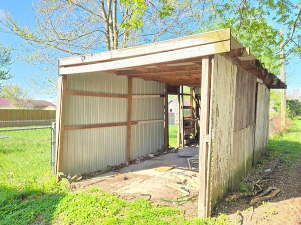 226 S Pierce Street , Galion, OH 44833