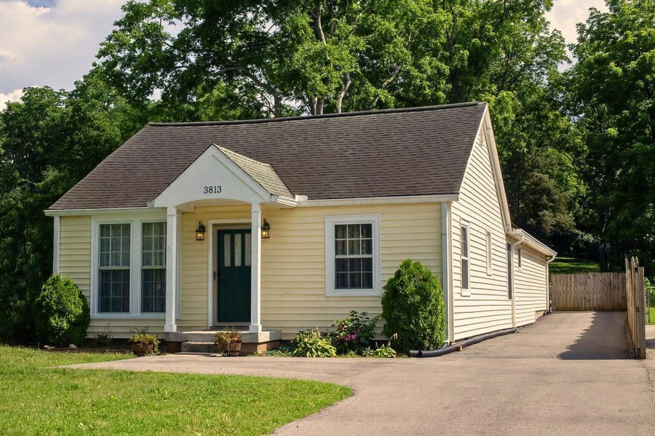 3813 Murphy Rd , Nashville, TN 37209 Main Photo