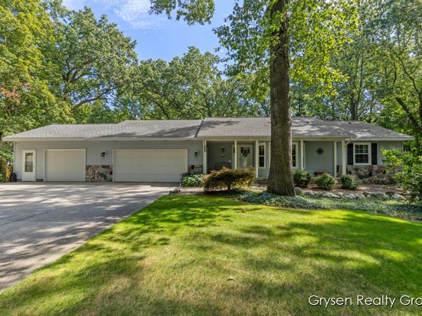 3687 Wentworth Drive SW, Wyoming, MI 49519
