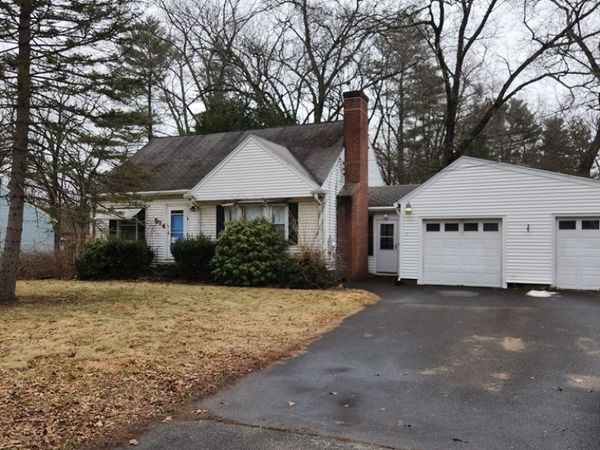 514 Dewey St, West Springfield, MA 01089