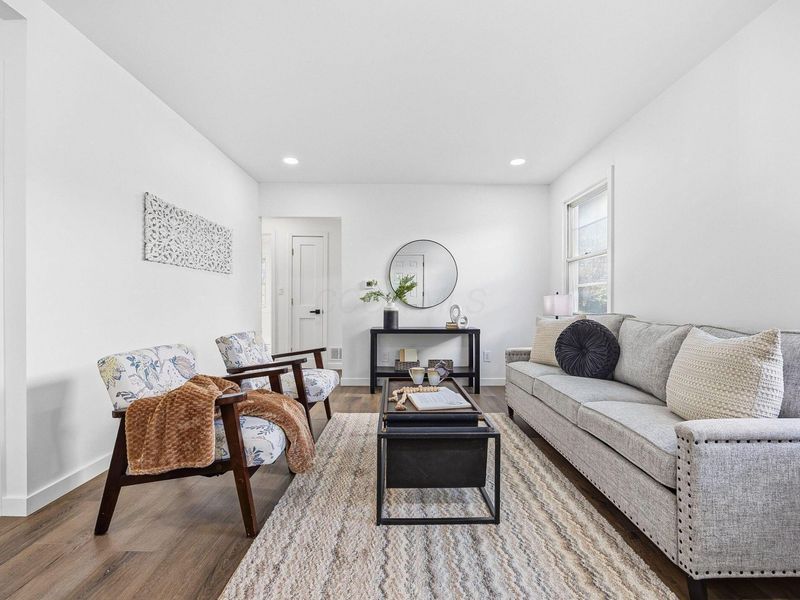 1019 Lawrence Drive , Columbus, OH 43207 Photo 7